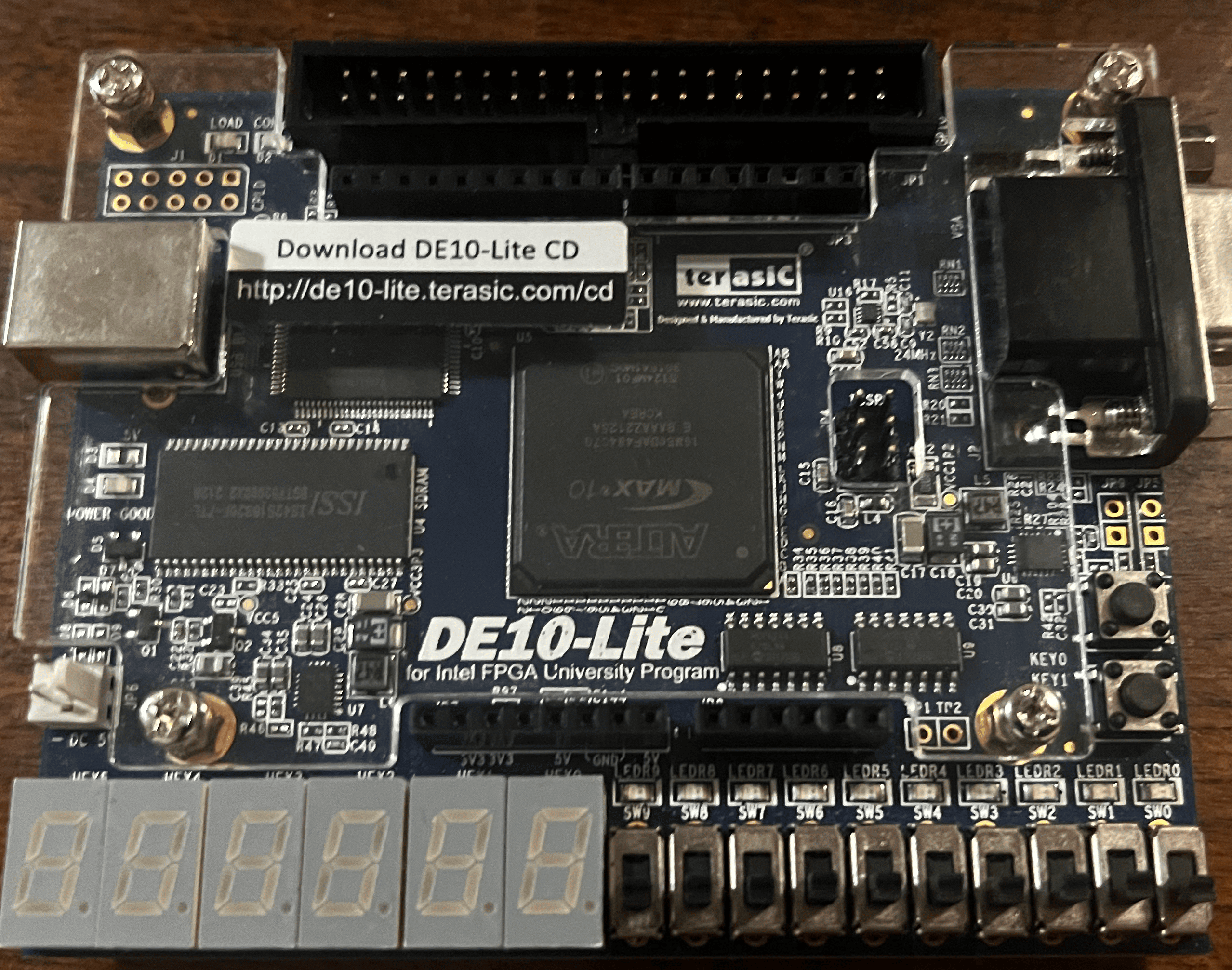 DE-10 Lite Board